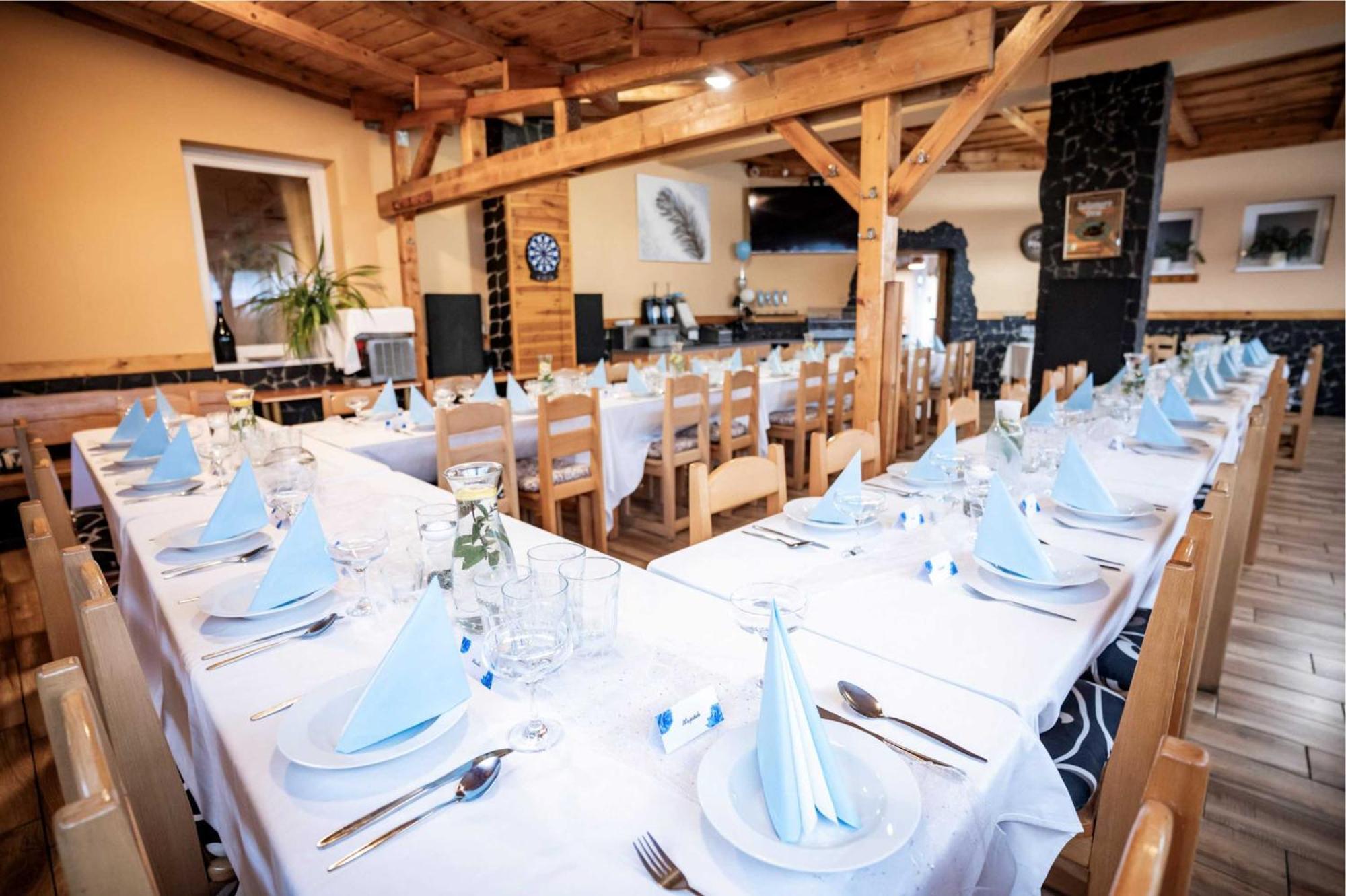 Hotel Taurus Ostrava Ngoại thất bức ảnh