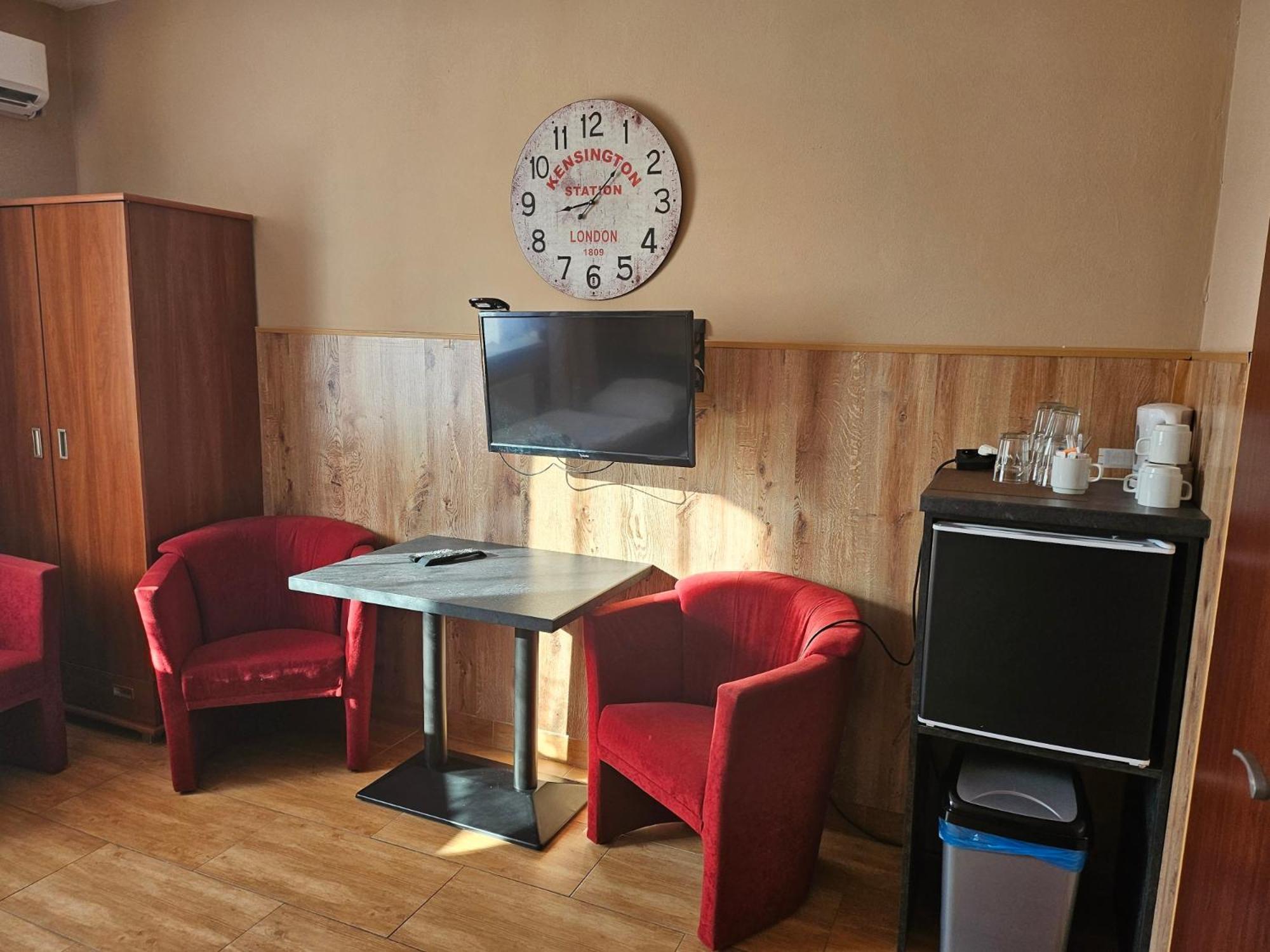 Hotel Taurus Ostrava Ngoại thất bức ảnh