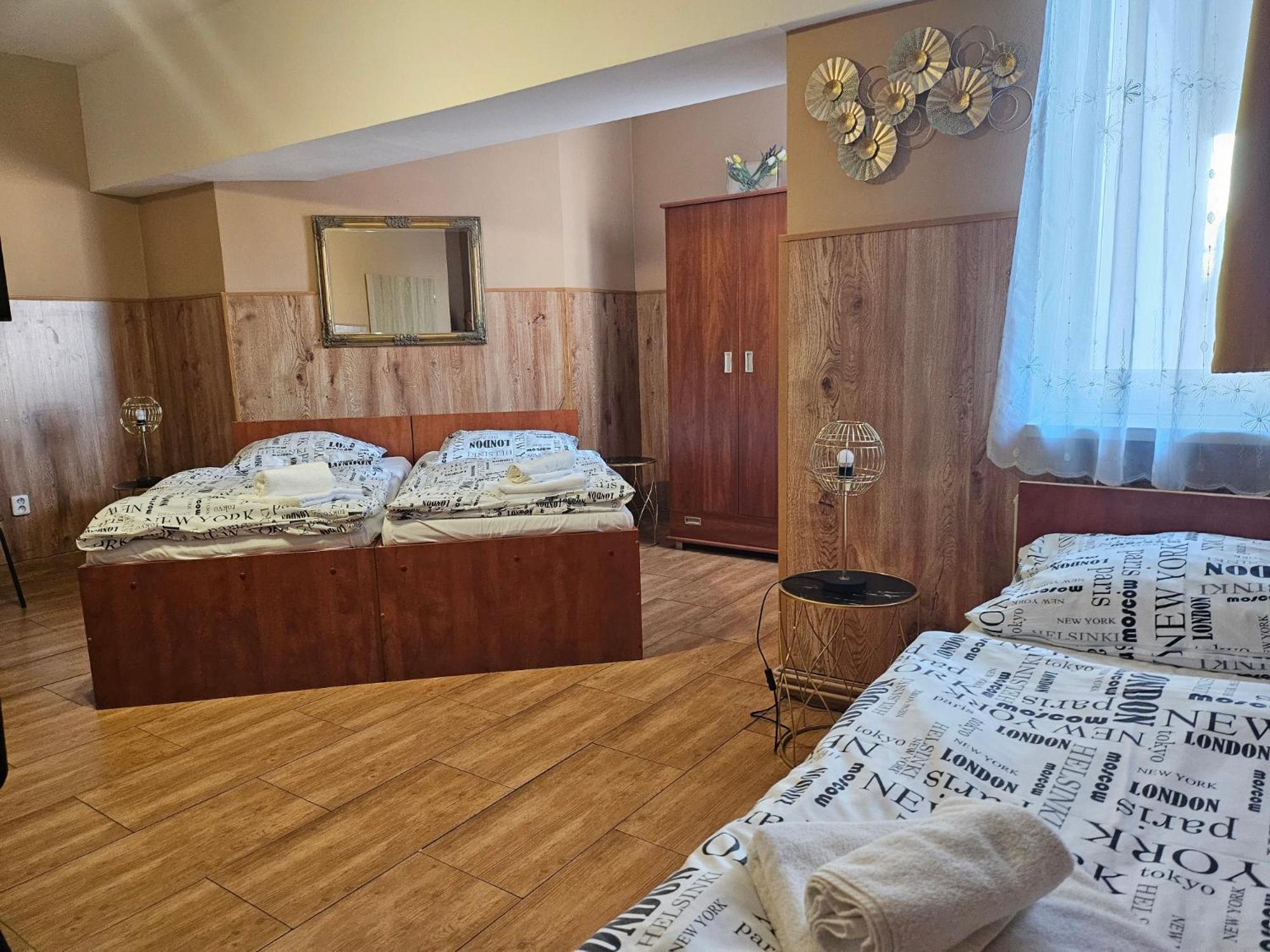 Hotel Taurus Ostrava Ngoại thất bức ảnh