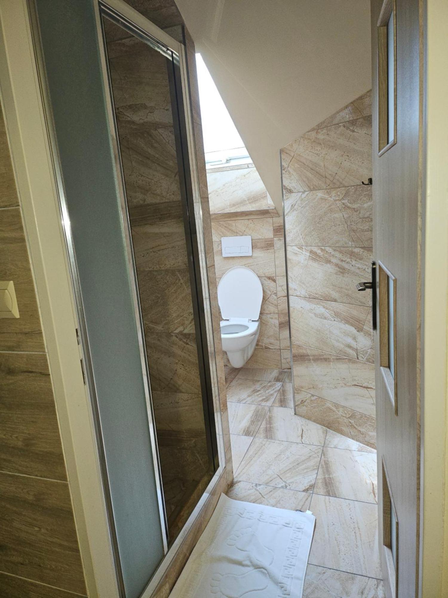 Hotel Taurus Ostrava Ngoại thất bức ảnh