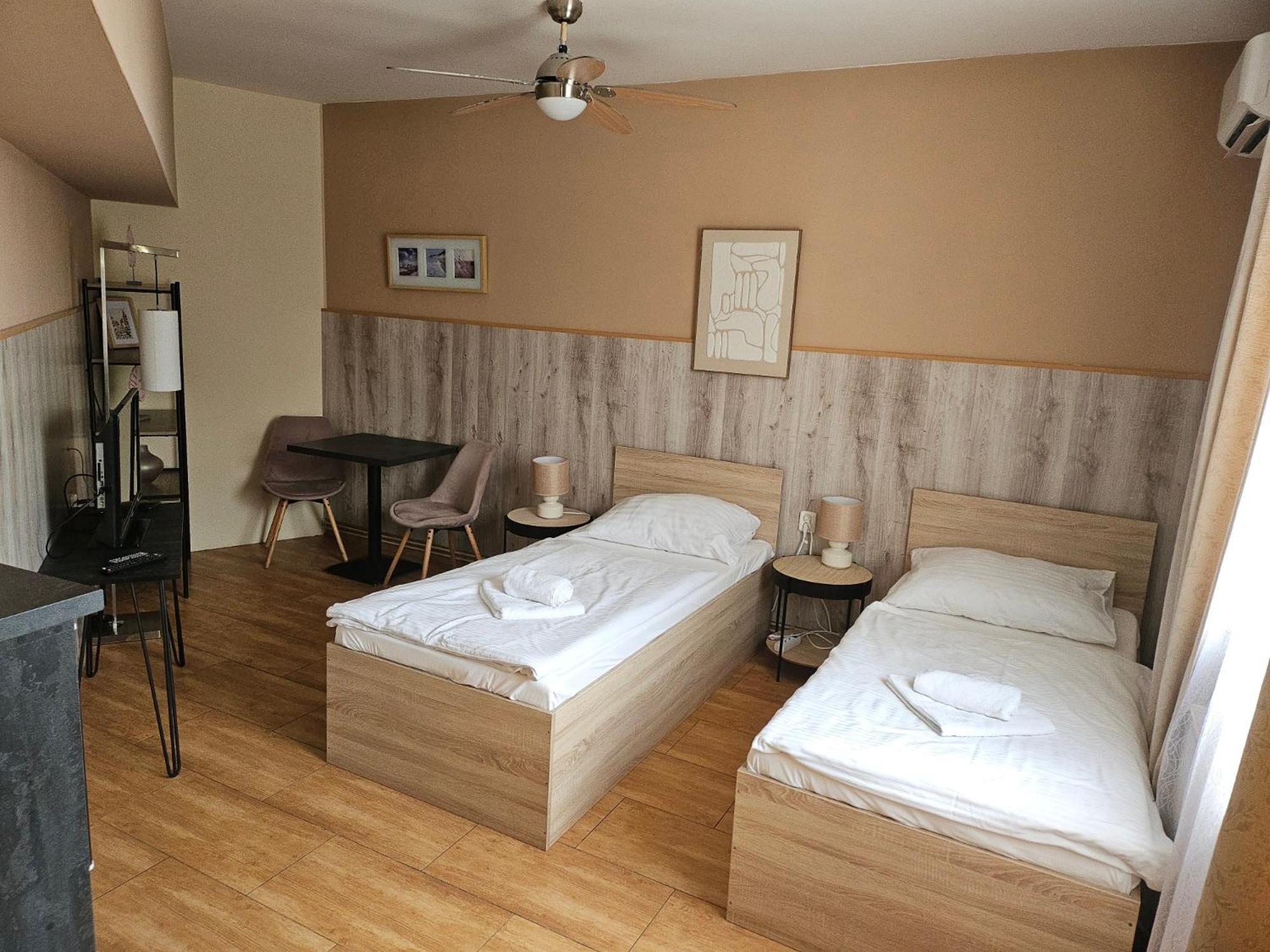 Hotel Taurus Ostrava Ngoại thất bức ảnh